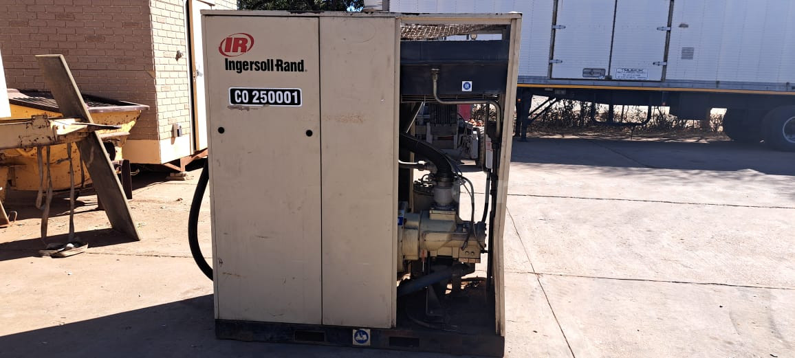 Ingersoll Rand ML45 Compressor 261cfm - Image 14