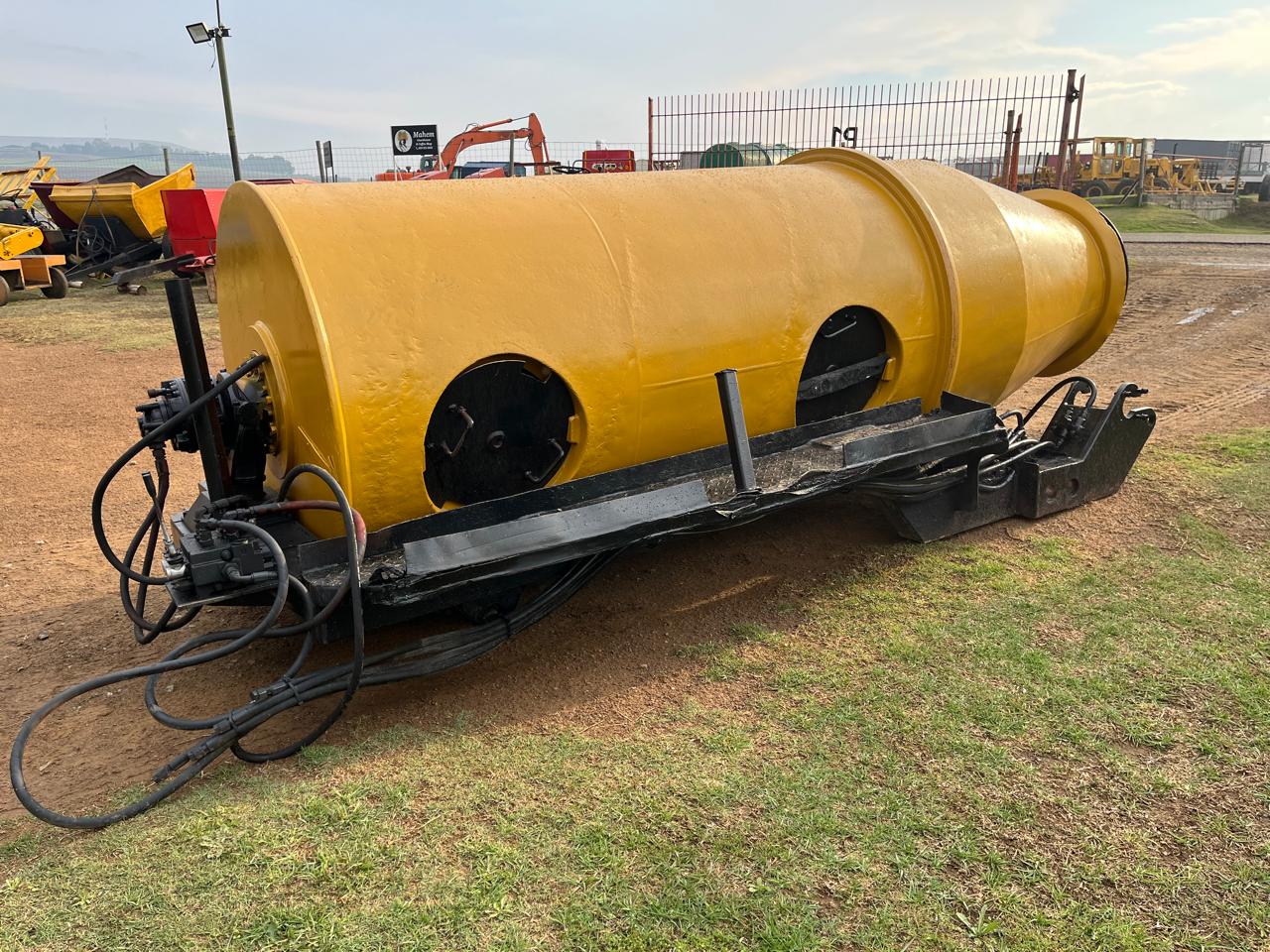 Hydraulic Concrete Mixer - Image 3