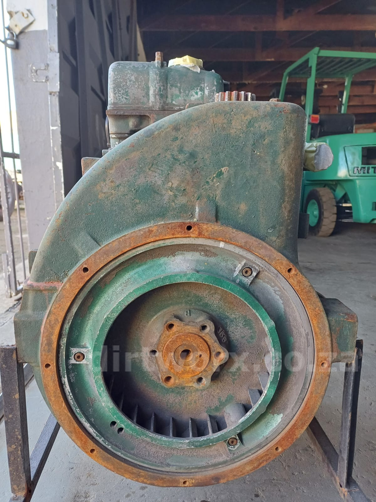 Lister SR2 Engine - Image 7