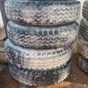 Dunlop Air Filled Tyre with Rim 12R22.5