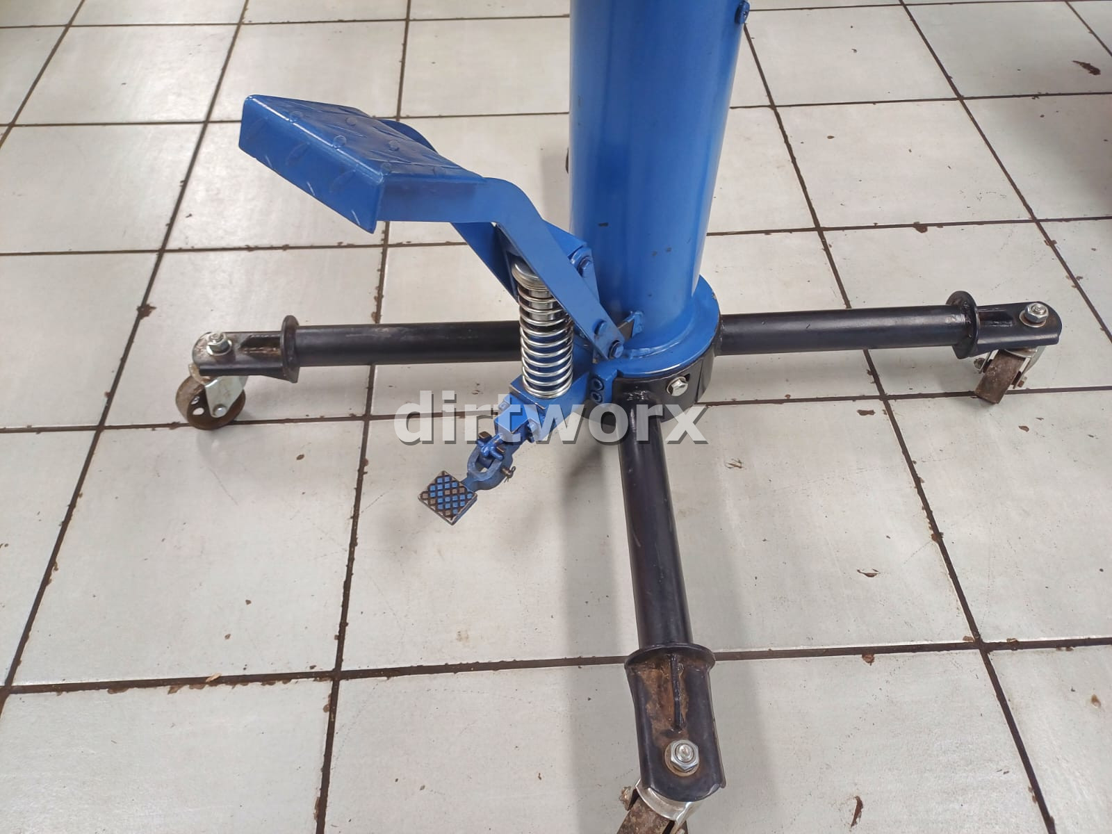 MAC AFRIC Telescopic Transmission Jack 400 kg - Image 4