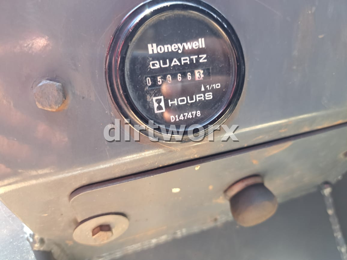 2013 Manitou Truck Mounted Forklift 2.5 Ton - Image 5