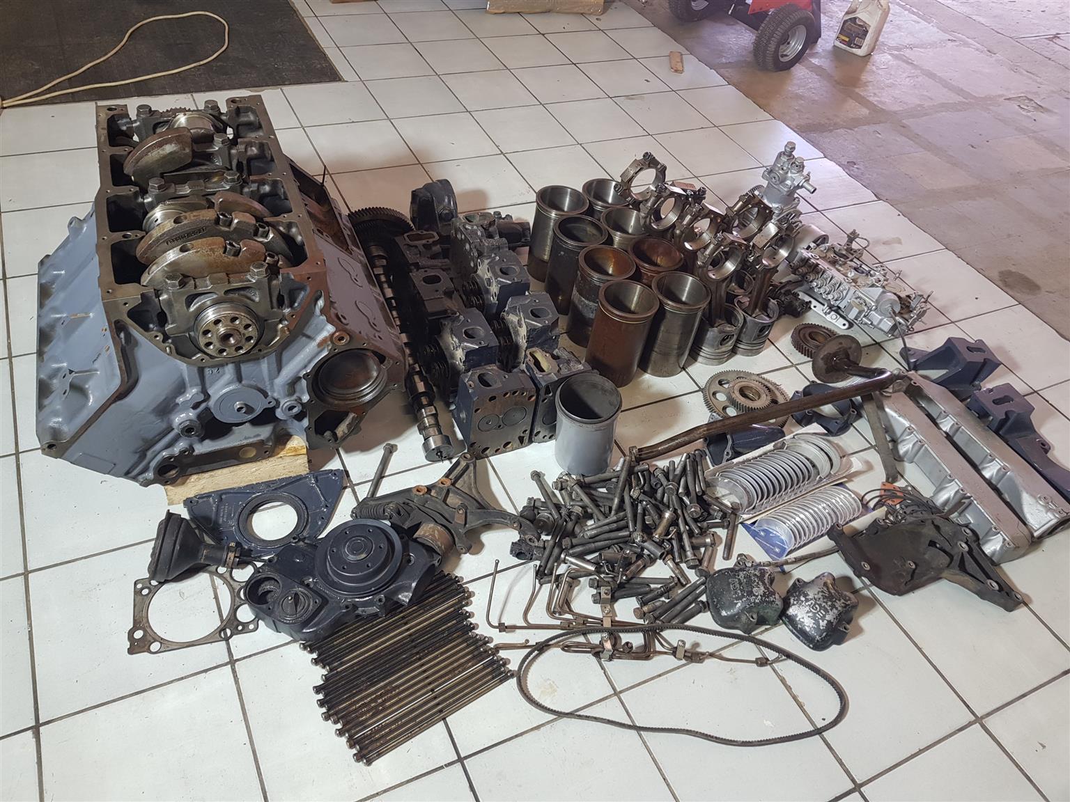 Mercedes Benz OM 402 T ADE Engine For Spares - Image 3