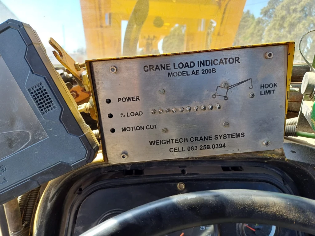 New Holland 9 Ton Mobilift Carry Crane - Image 12
