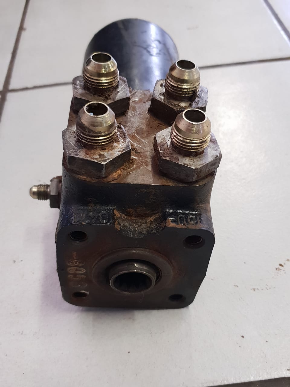 Danfoss Hydraulic Orbital Steering Control Valve OSPL 800 LS - Image 3