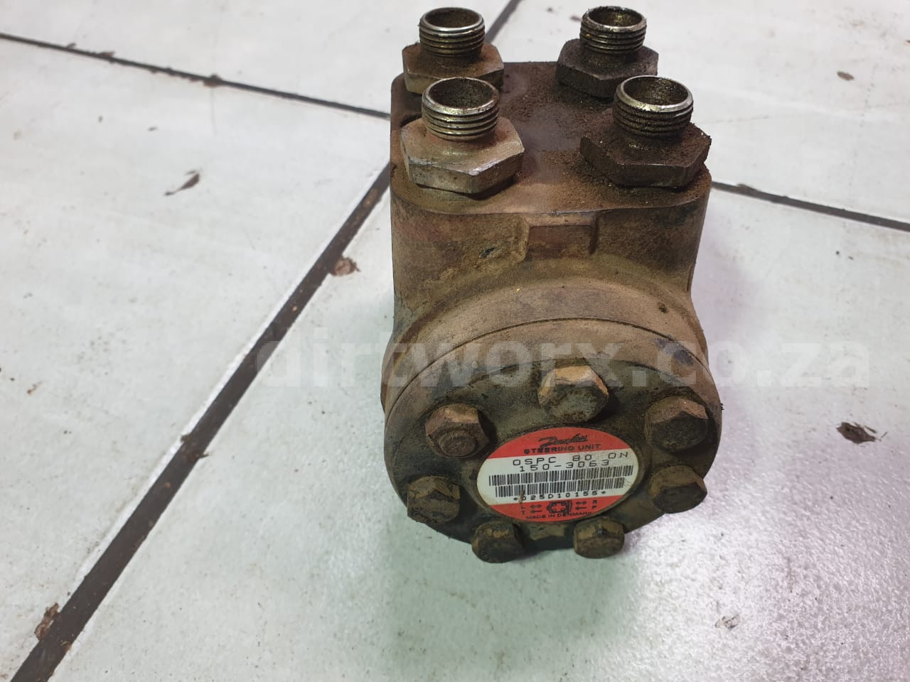 Danfoss Hydraulic Orbital Steering Control Valve OSPC 80 ON - Image 4