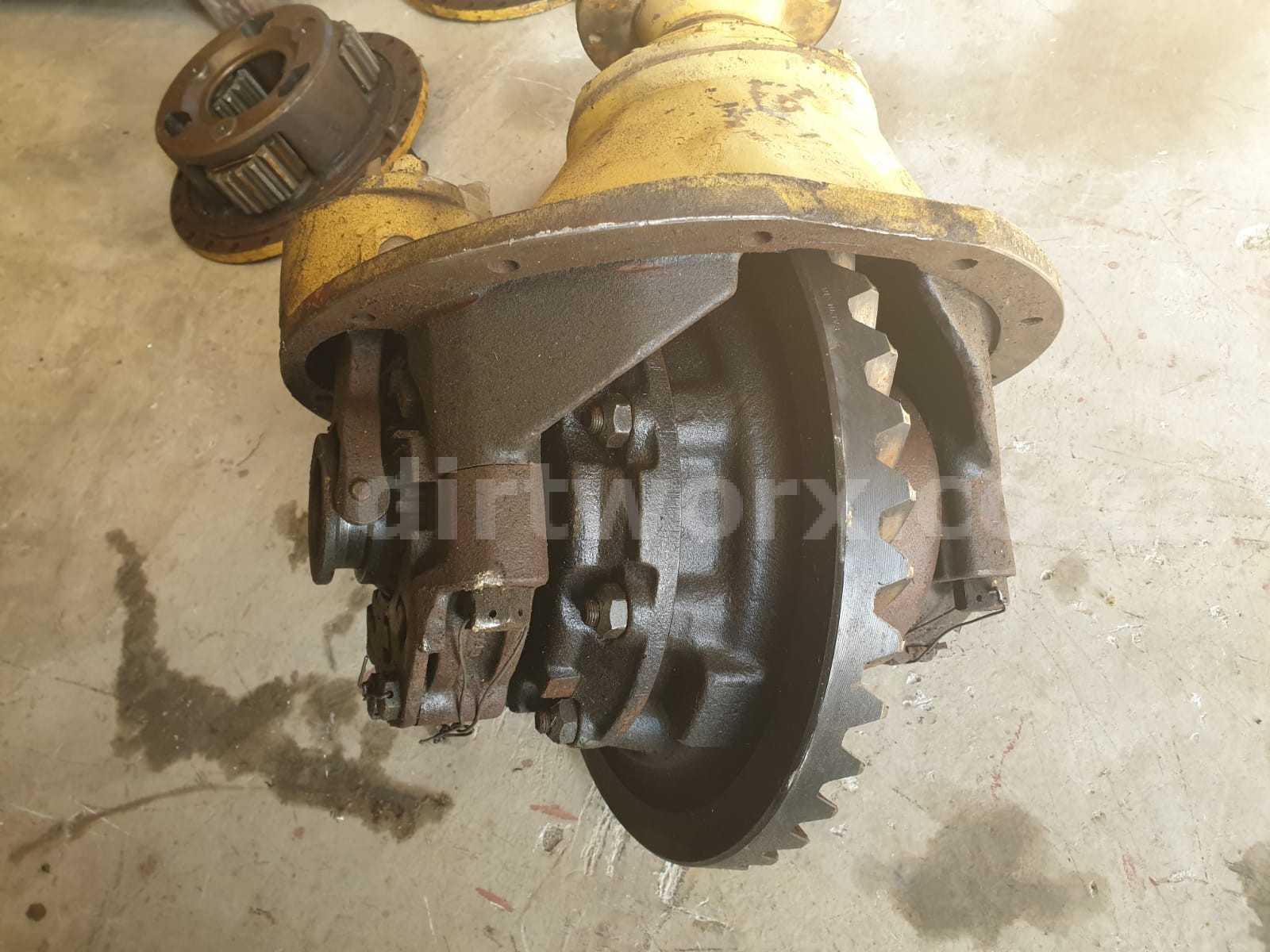 Bell 1206 Tow Tractor Centre Portion