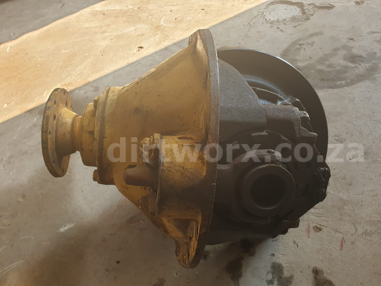 Bell 1206 Tow Tractor Centre Portion - Image 3