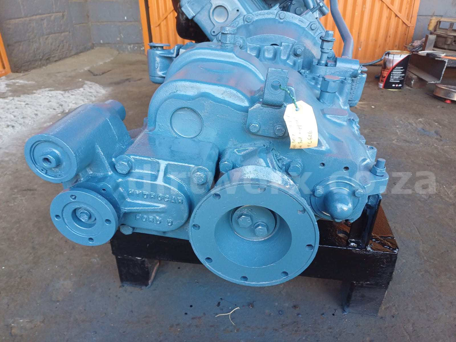 Ford D1213 Truck Gearbox Ford 70TB-7005-BE - Image 5