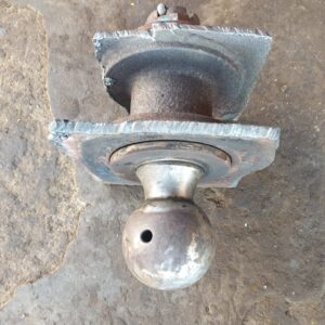 Heavy Duty Ball Tow Hitch