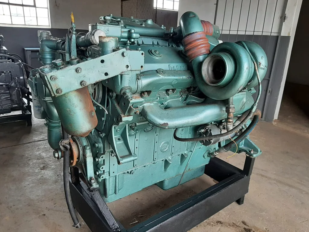 GM Detroit Diesel 12V71 Twin Turbo Engine - Image 3