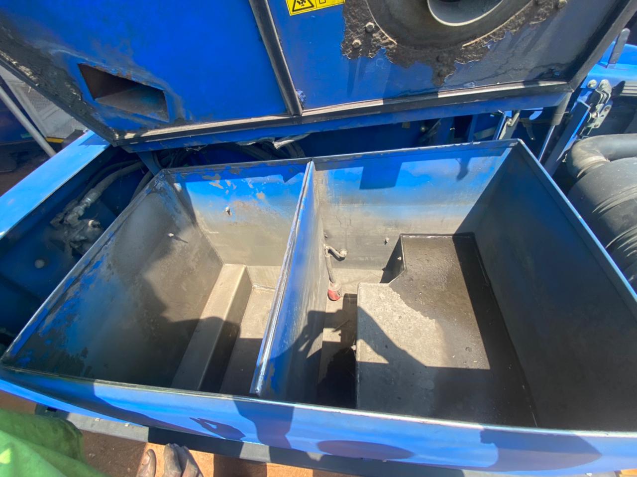 Alto American Lincoln 7760 Road Broom Sweeper - Image 4