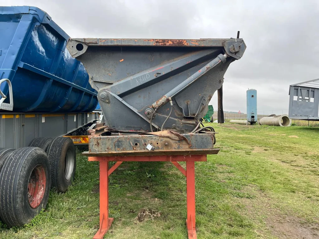 2006 SA Truck Bodies Side Tipper Trailer - Image 4