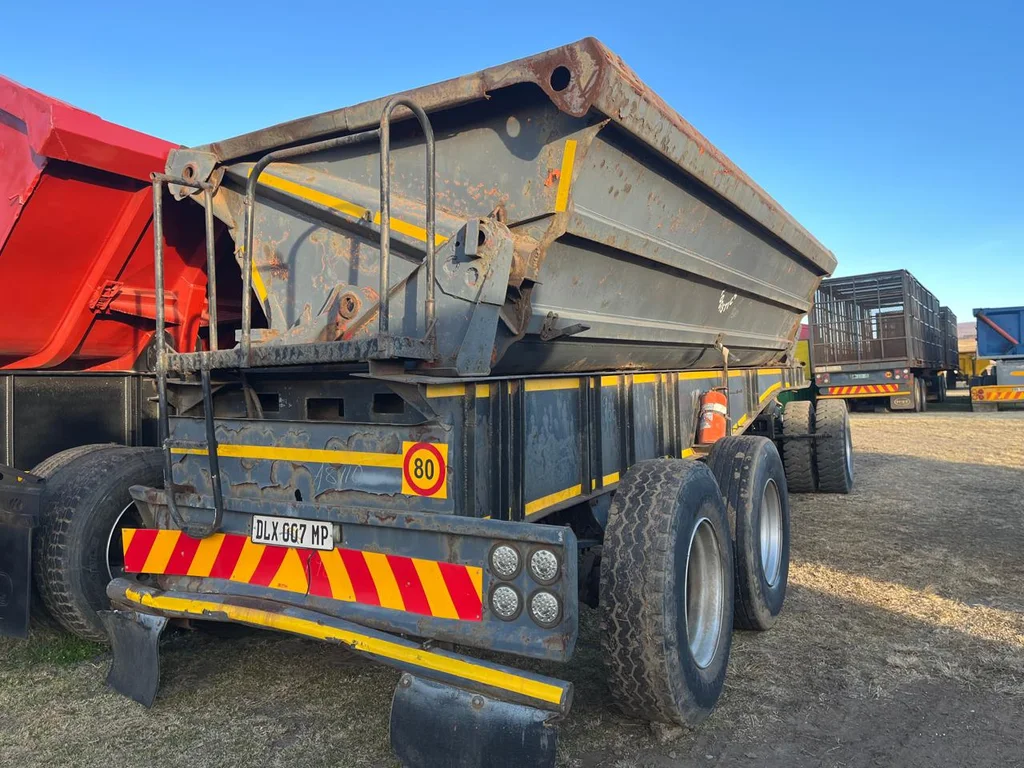 2006 SA Truck Bodies Side Tipper Trailer - Image 5
