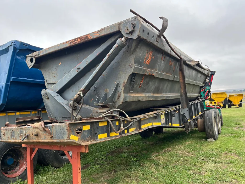 2006 SA Truck Bodies Side Tipper Trailer - Image 6