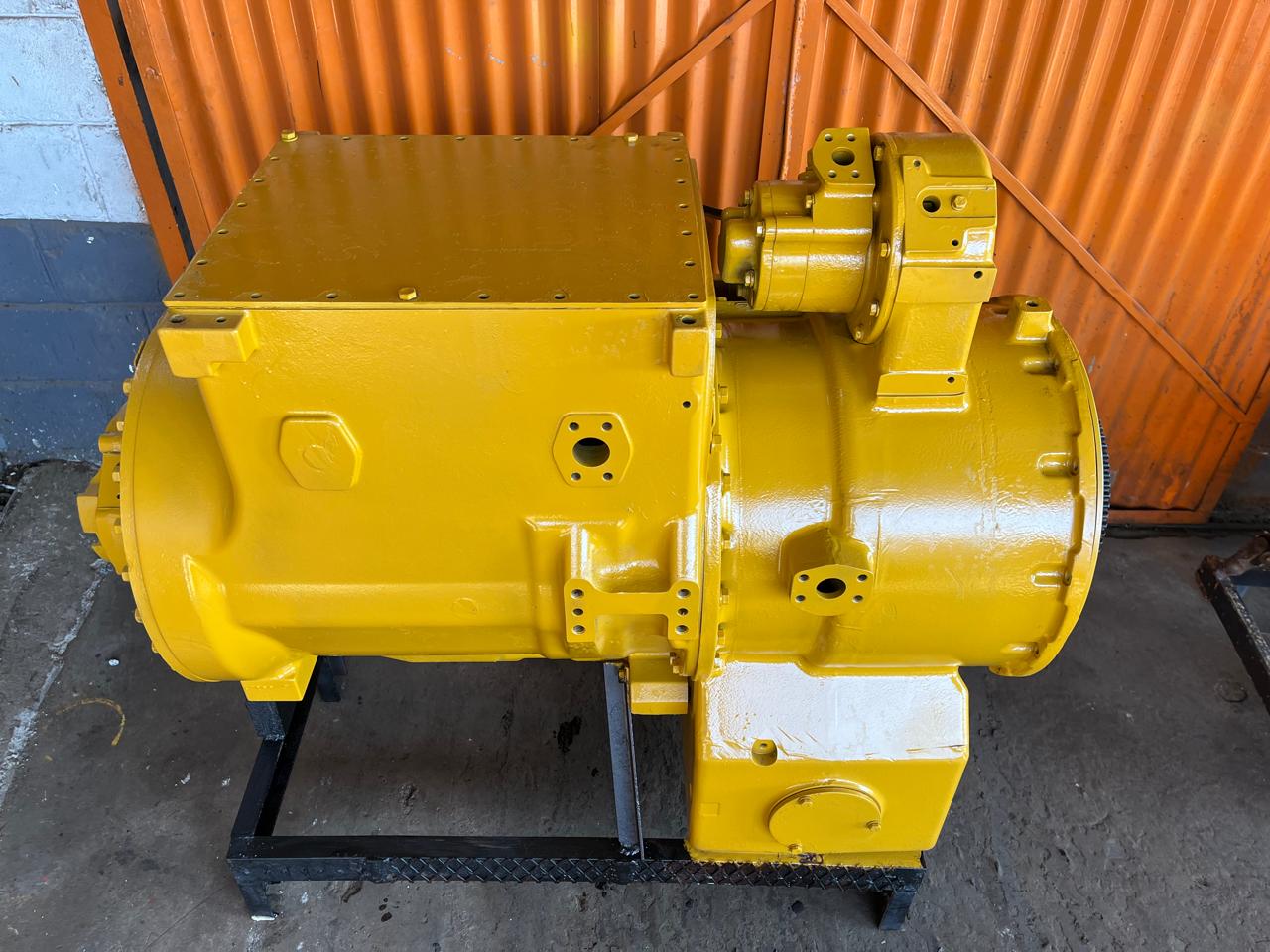 Caterpillar 740B/735B ADT Transmission - Image 5