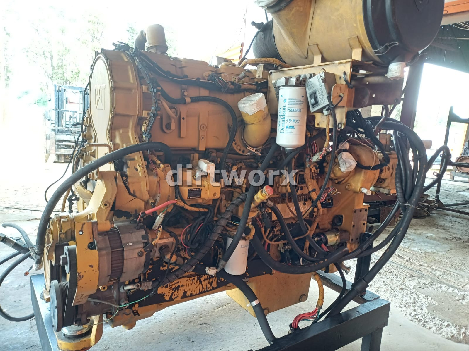 Caterpillar C15 Acert Engine - Image 8