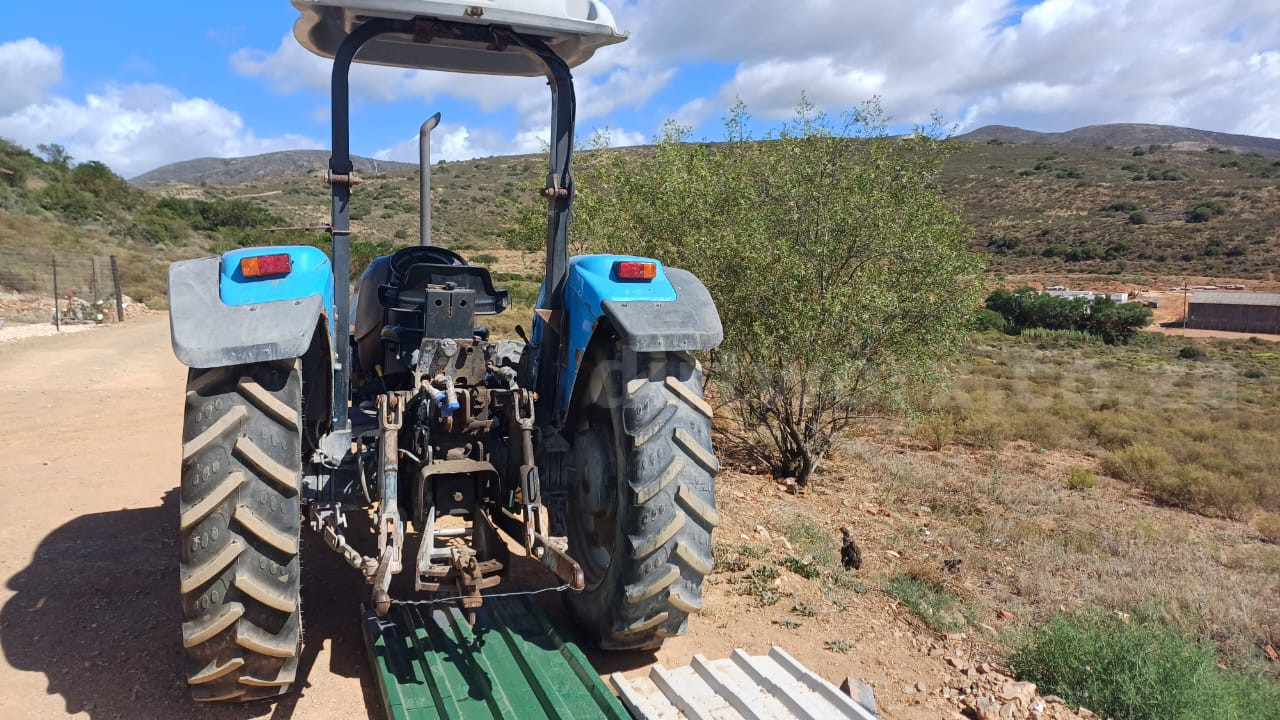 2014 Landini Globalfarm 100 Tractor - Image 2