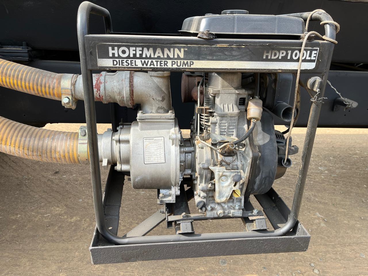 1996 Mercedes Benz Water Tanker Truck 9000L - Image 9