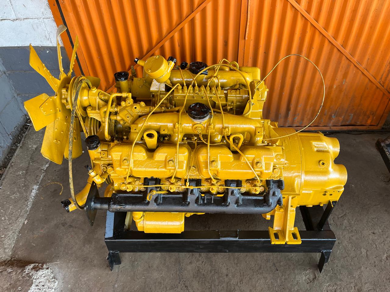 Perkins V8 540 Engine with Transmission - Image 3