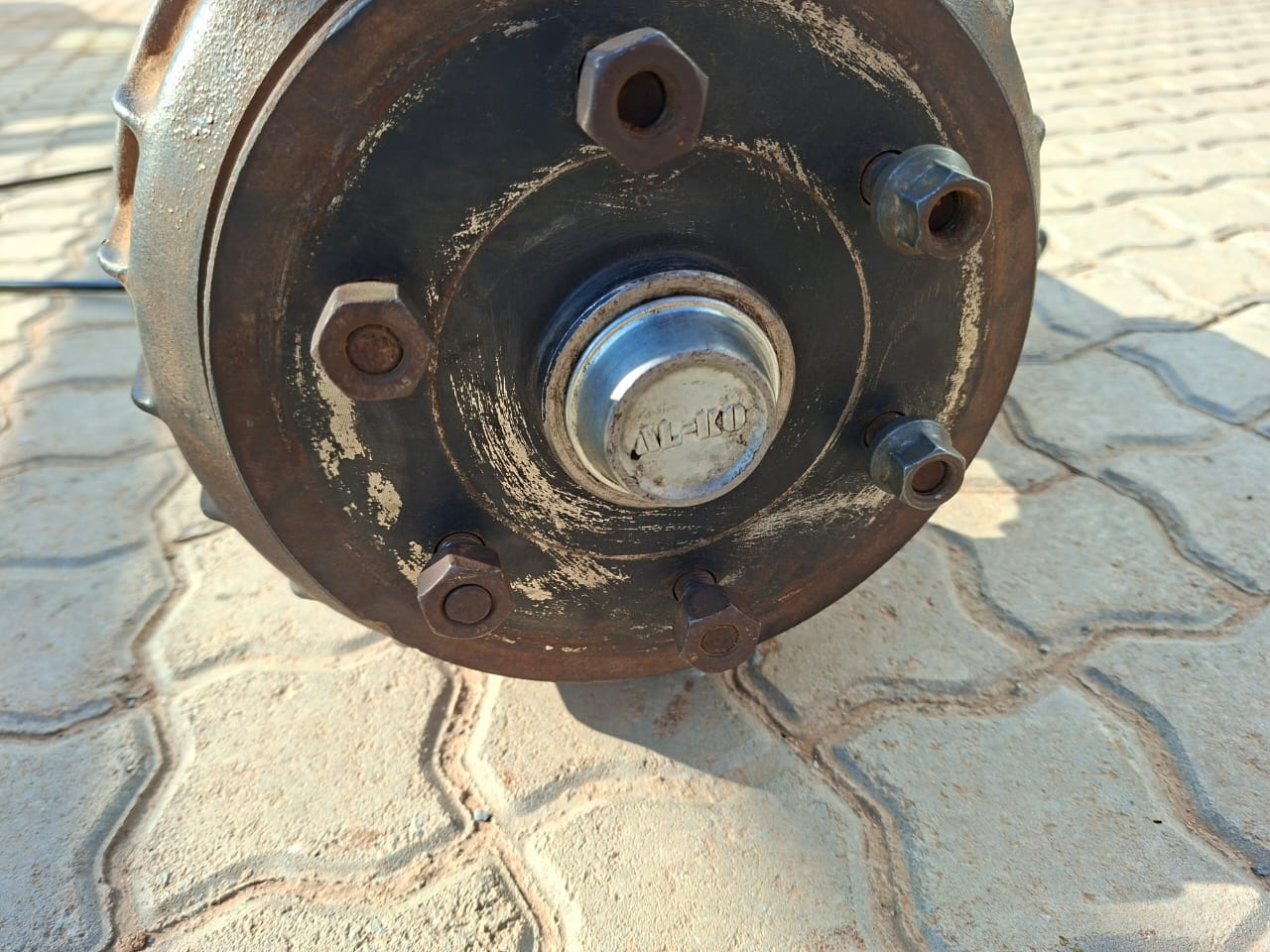 B1000 Braked Axle 1600kg - Image 5