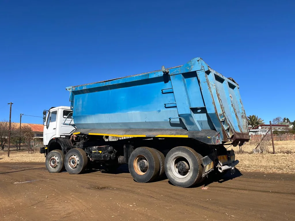 2008 Powerstar 4035 Tipper Truck - Image 6