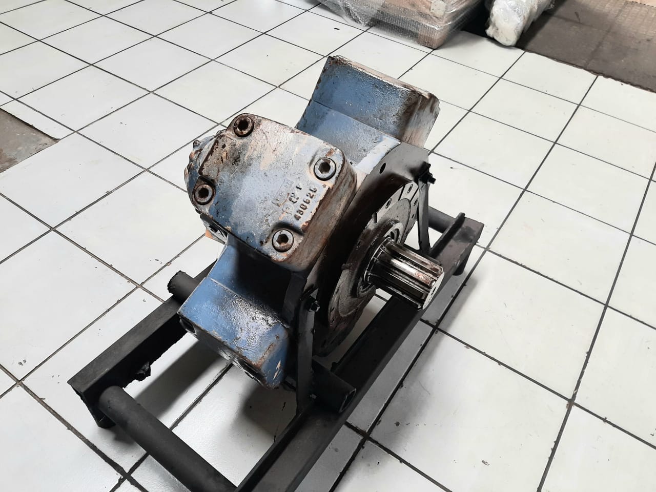 Parker Calzoni Radial Piston Motor - Image 4