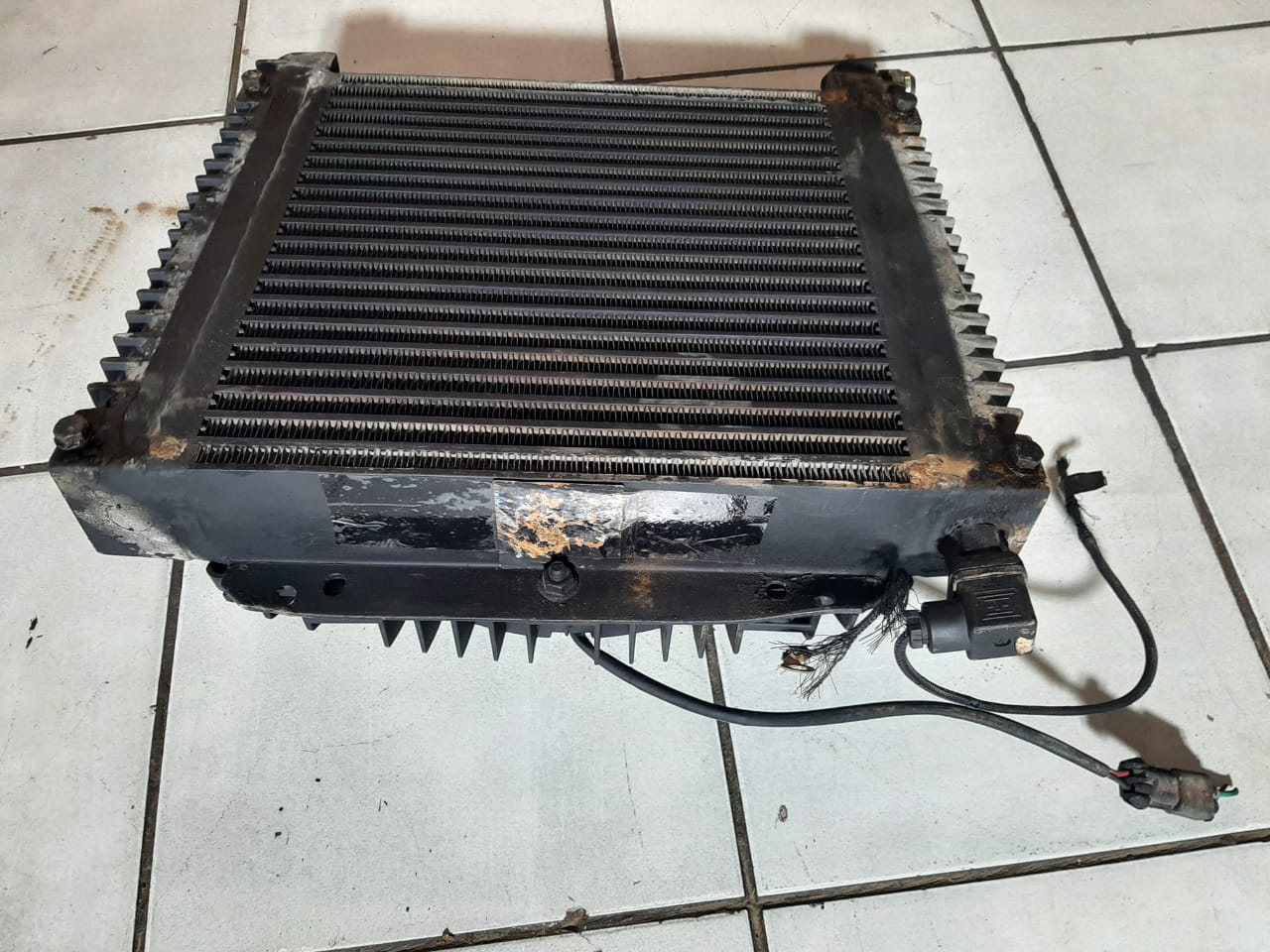 Hydraulic Oil Cooler - Image 4