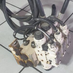 Rexroth 3 Spool Hydraulic Solenoid Directional Control Valve Bank