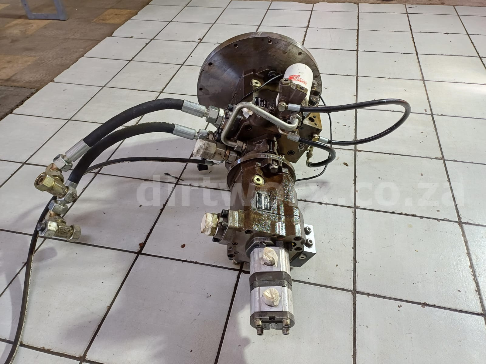 Linde HPR75-02N HPV135-02 Hydraulic Pump Set - Image 5