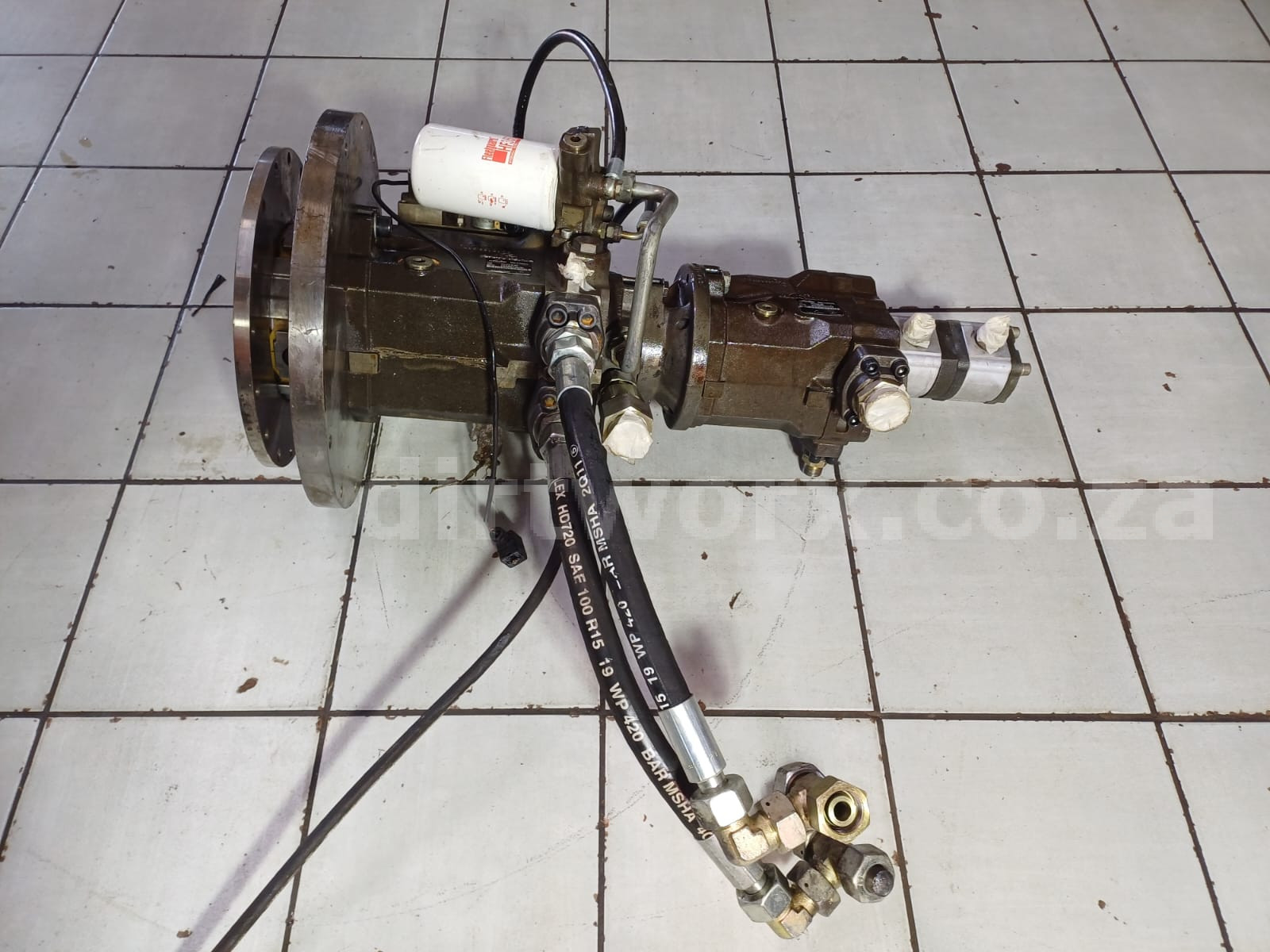 Linde HPR75-02N HPV135-02 Hydraulic Pump Set - Image 10