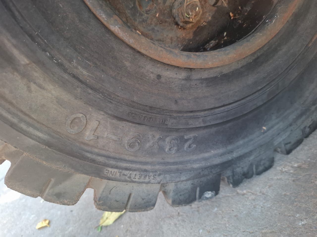 Forklift 1.5 Ton Moffett Piggyback - Image 5