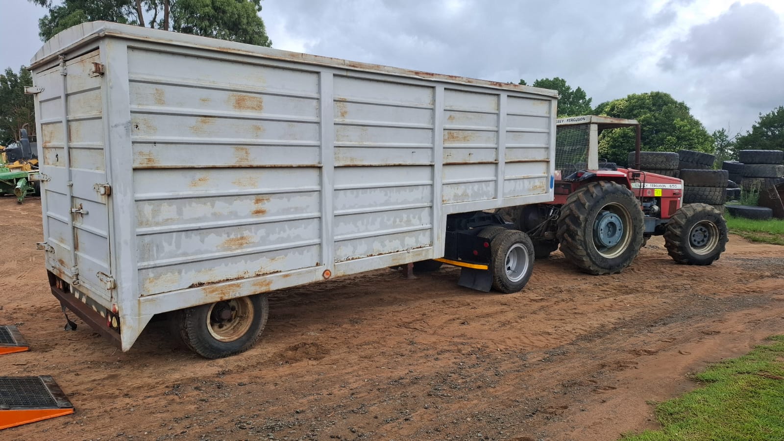 Single Axle Closed Box Body Semi Trailer