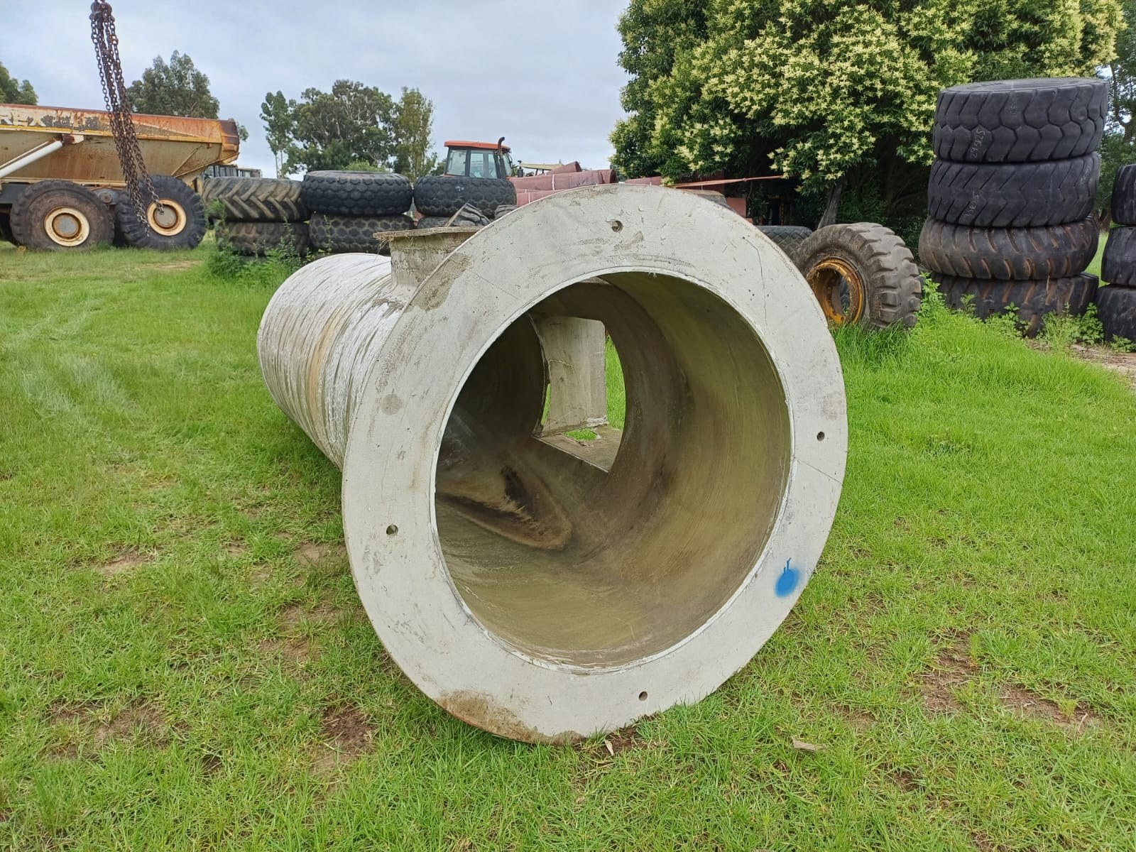 Fibreglass Reducing Pipe 100cm-61cm - Image 3