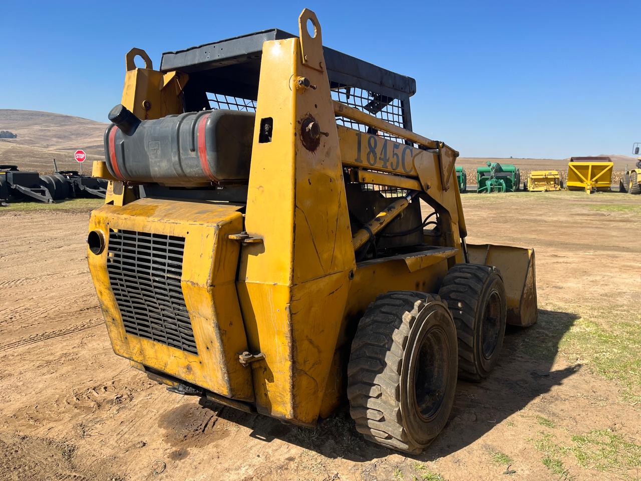 Case 1845C Skid Steer Loader - Image 5