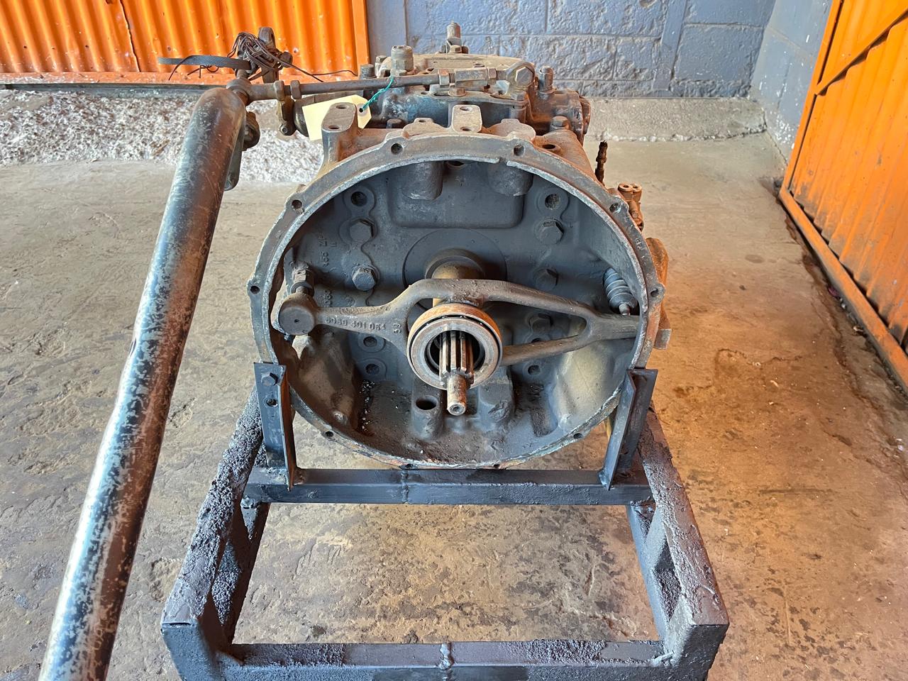 ZF S6-650 Gearbox For Spares - Image 3