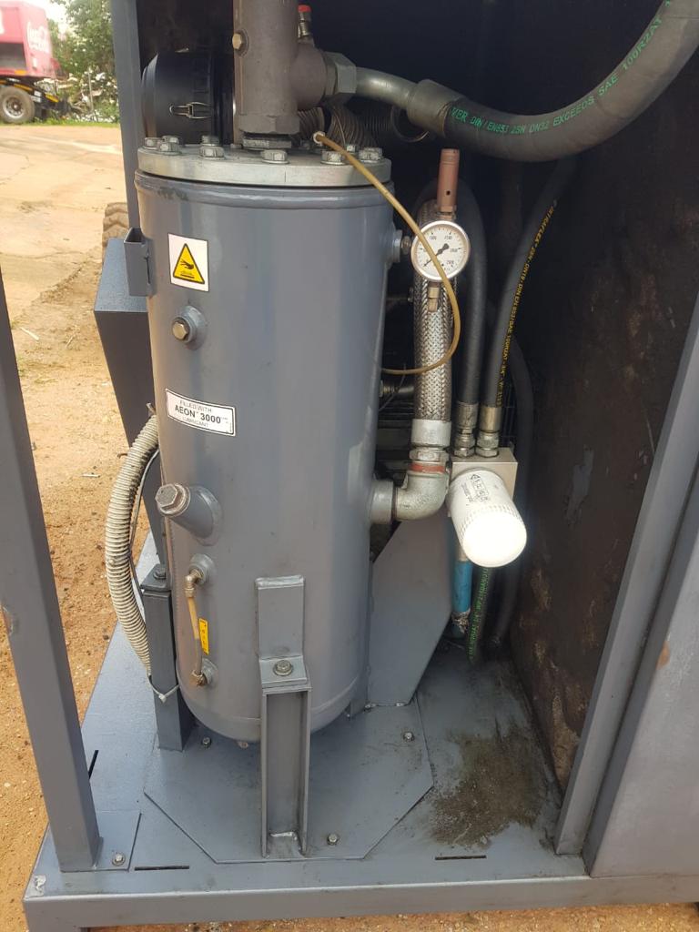 2010 Gardner Denver 37kW Rotary Screw Air Compressor 206 cfm - Image 3