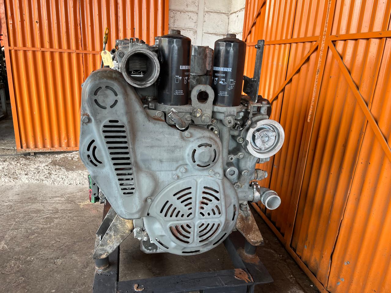 Liebherr D944 Engine Stripping For Spares - Image 4