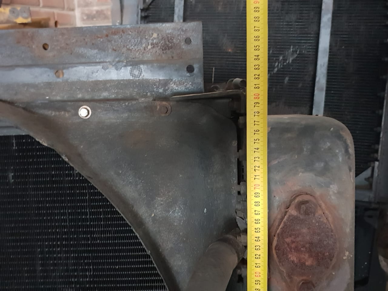 Bell B25A Radiator - Image 4