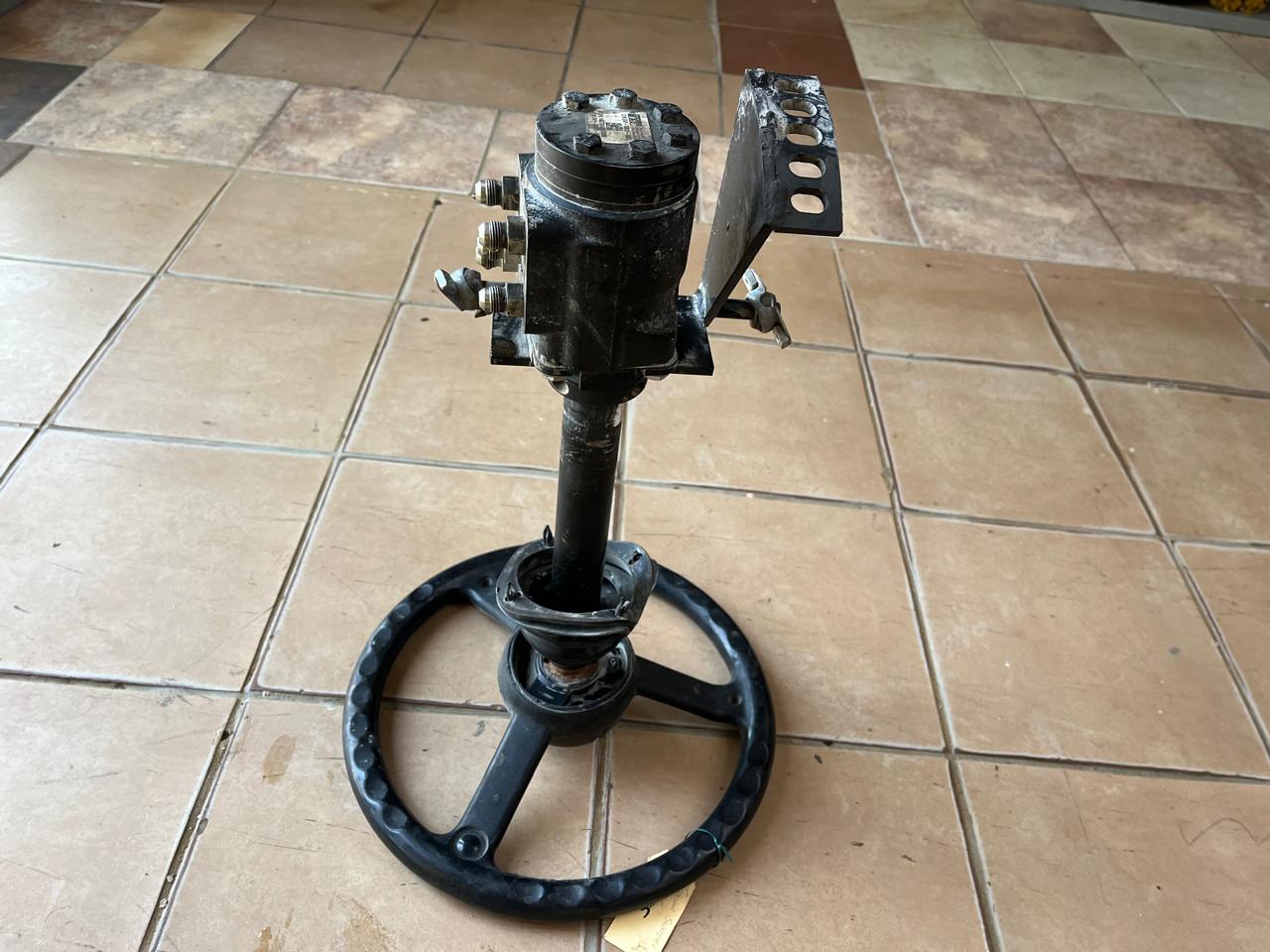 Eaton Char-Lynn Hydraulic Orbital Steering Control Valve 241-5031-002 - Image 3