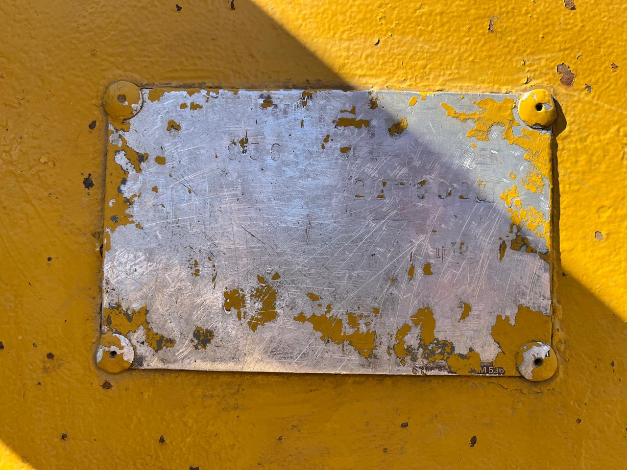 Caterpillar 936 Front End Loader - Image 15