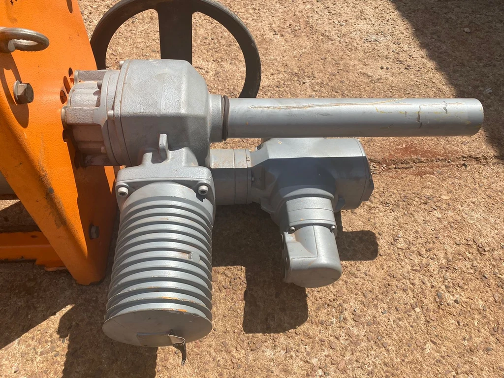 Manual Gate Valve Ø 40cm - Image 4