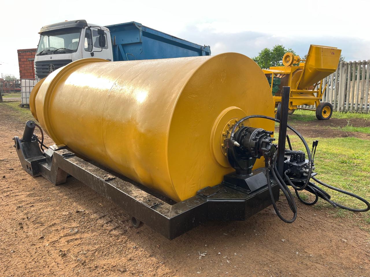 Hydraulic Concrete Mixer - Image 4