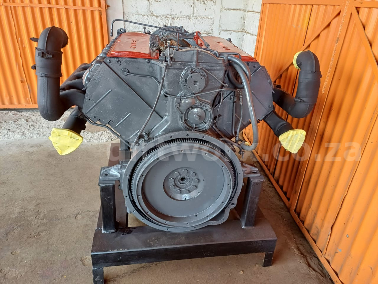 Deutz F8L914 V8 Engine - Image 5