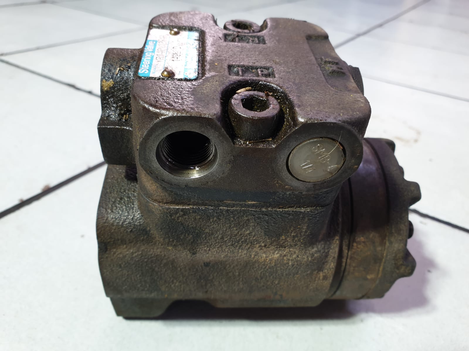 Sumitomo Eaton Hydraulic Orbital Steering Control Valve 149LD - Image 4