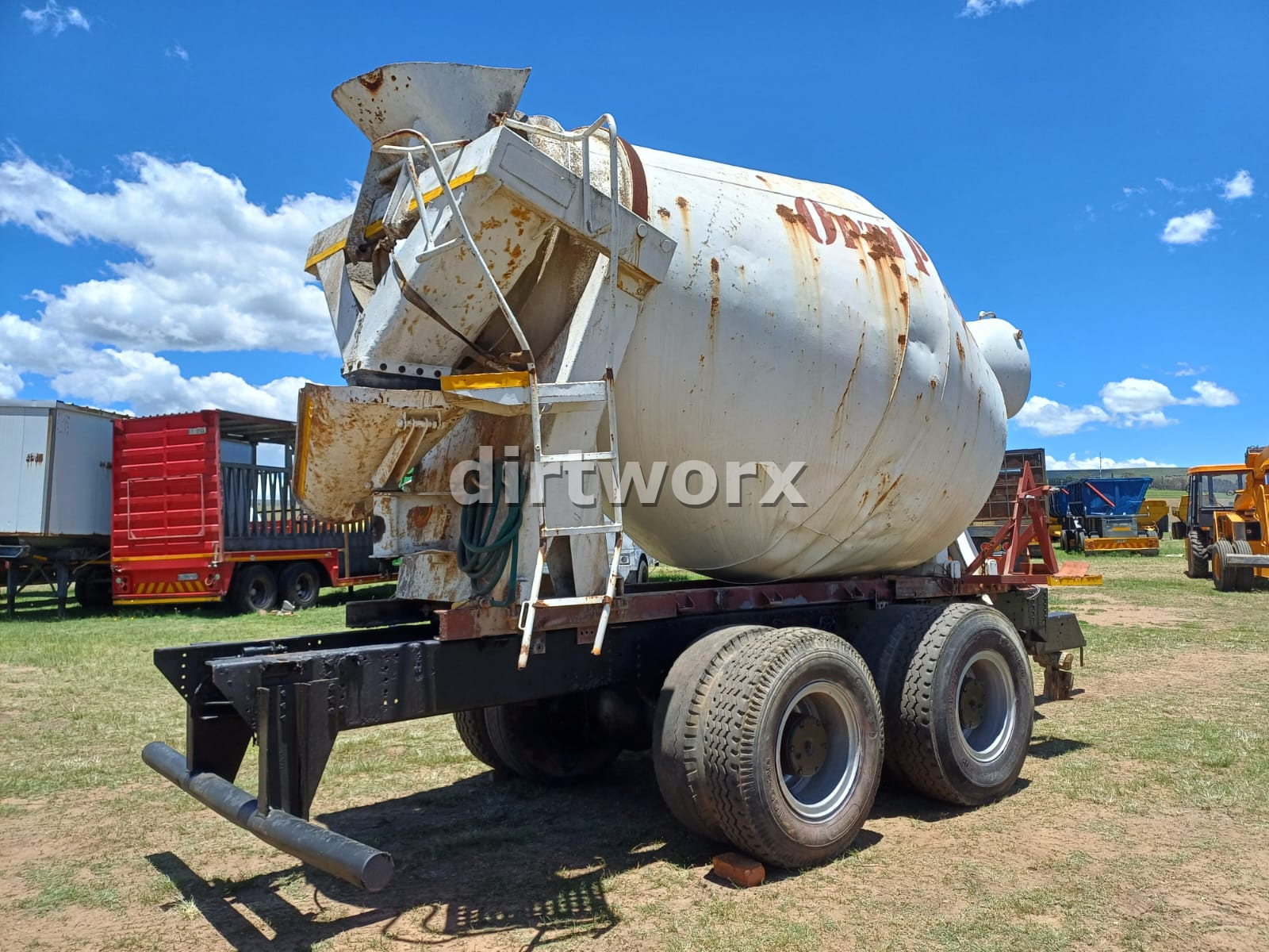 Concrete Mixer Tractor Trailer - Image 8