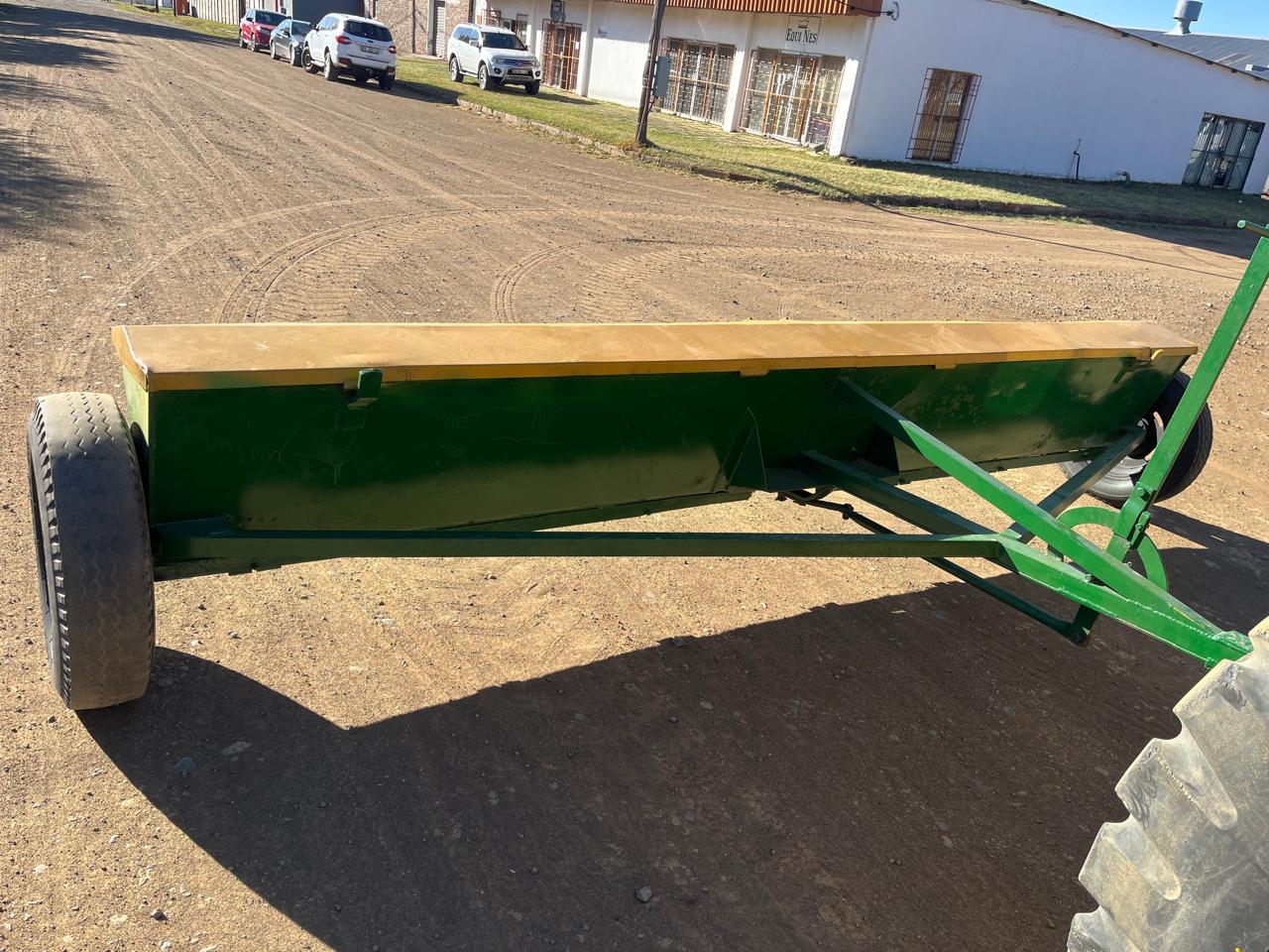 Fertilizer Spreader Kunsmis Strooier - Image 8