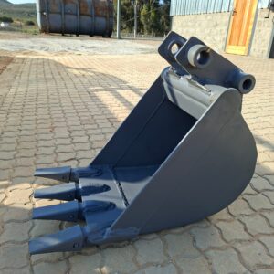 Kubota L45 Backhoe Digging Bucket