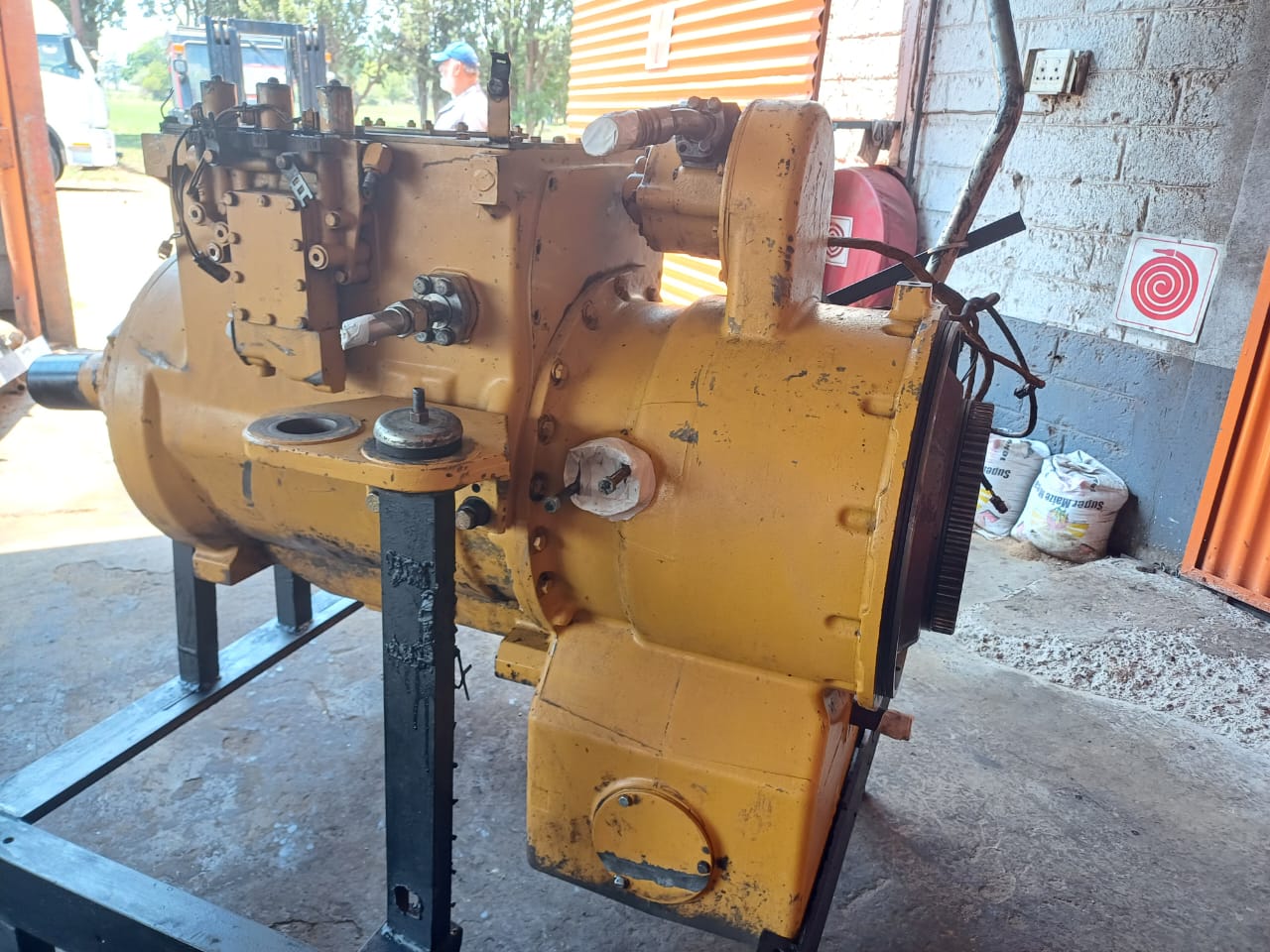 Caterpillar 740 ADT Transmission - Image 3