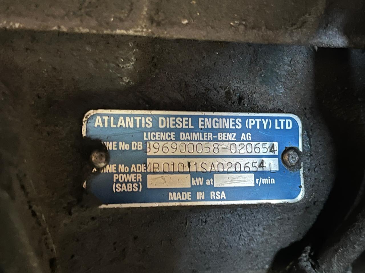 Mercedes Benz OM 352 Engine - Image 16